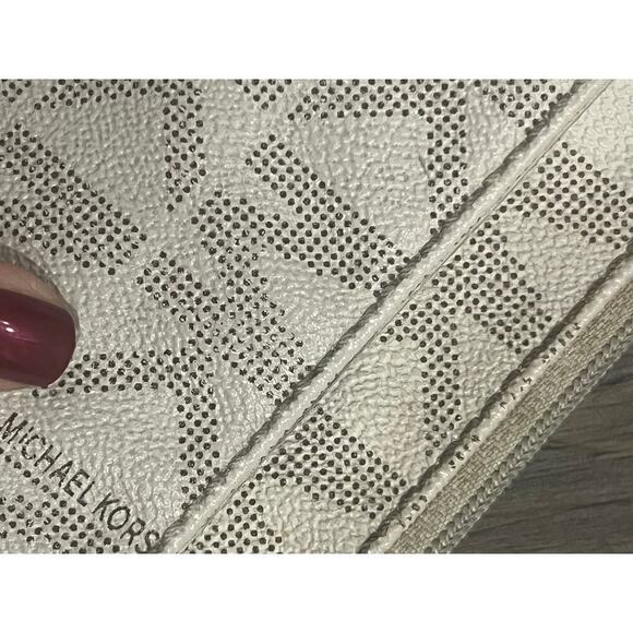 Michael Kors Crossbody Purse - Picture 4 of 11